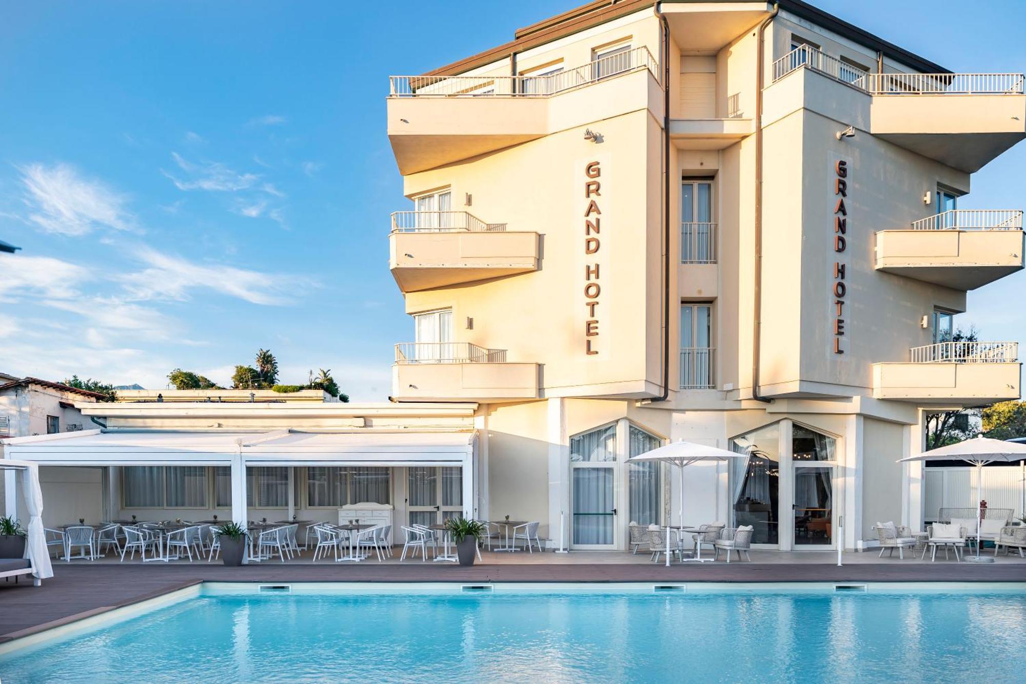 Grand Hotel Forte dei Marmi Esterno foto