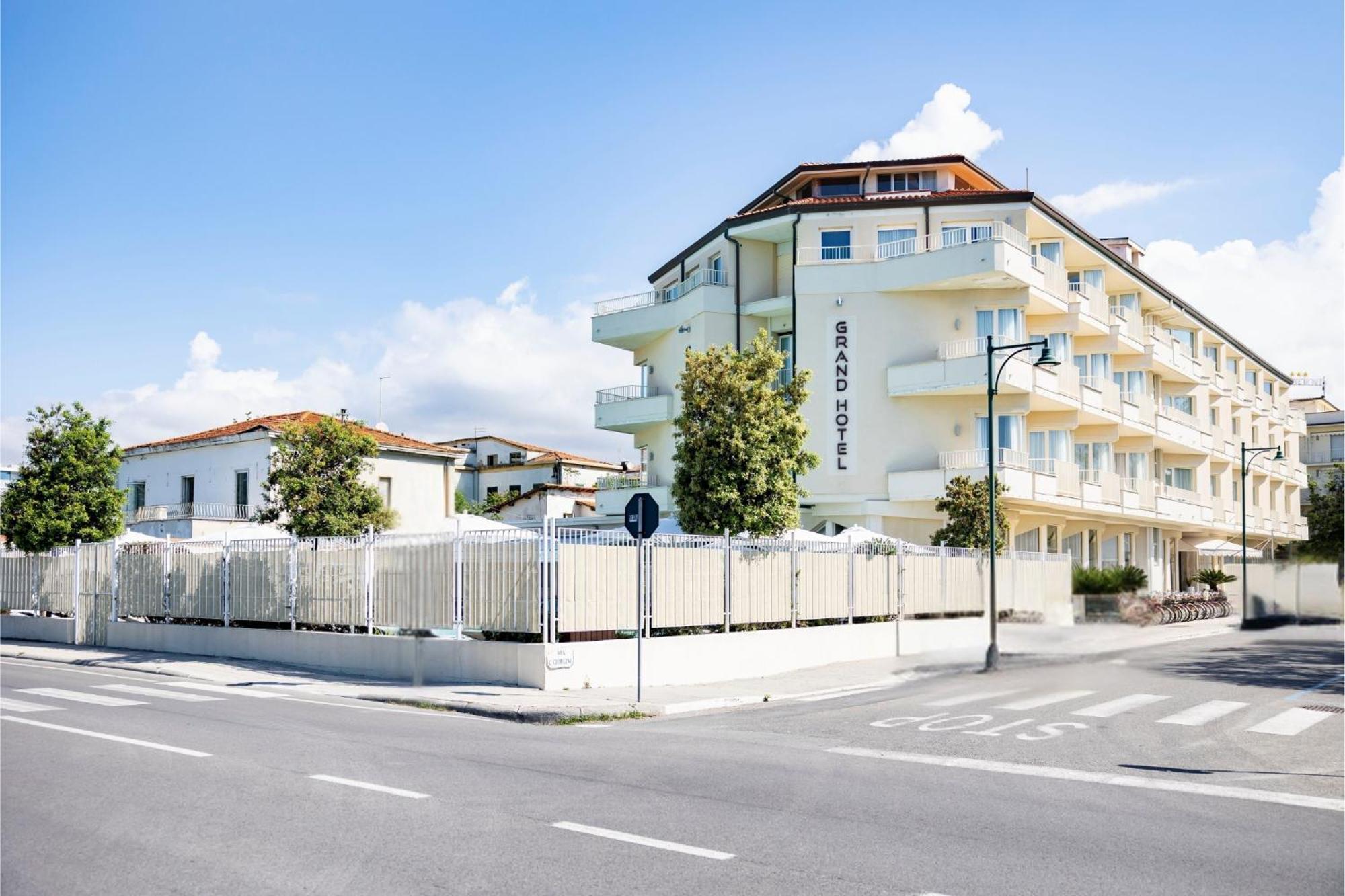 Grand Hotel Forte dei Marmi Esterno foto