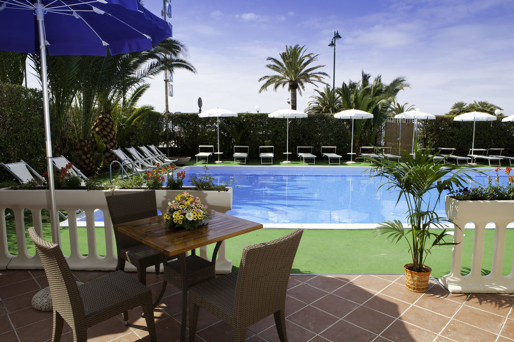 Grand Hotel Forte dei Marmi Esterno foto